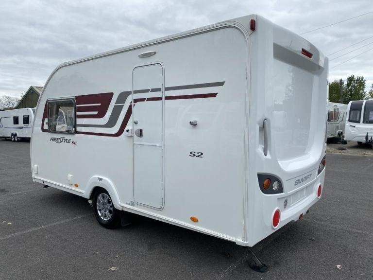 2014 SWIFT FREESTYLE SE S2 TOURING CARAVAN