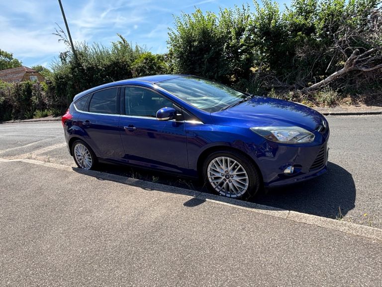 Ford, FOCUS, Hatchback, 2014, Manual, 998 (cc), 5 doors