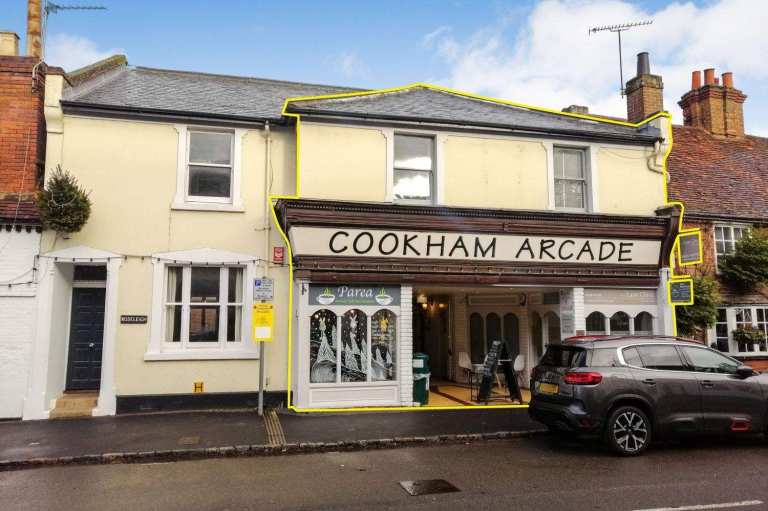 Shop Unit to let in Cookham Arcade High Street, Cookham, Berkshire SL6 9SF