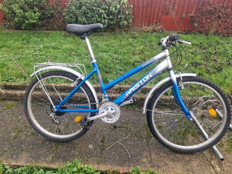 GIRLS TEENAGER YOUTH ARISTON 24 INCH WHEELS 15 INCH FRAME 18 SPEED BIKE BICYCLE