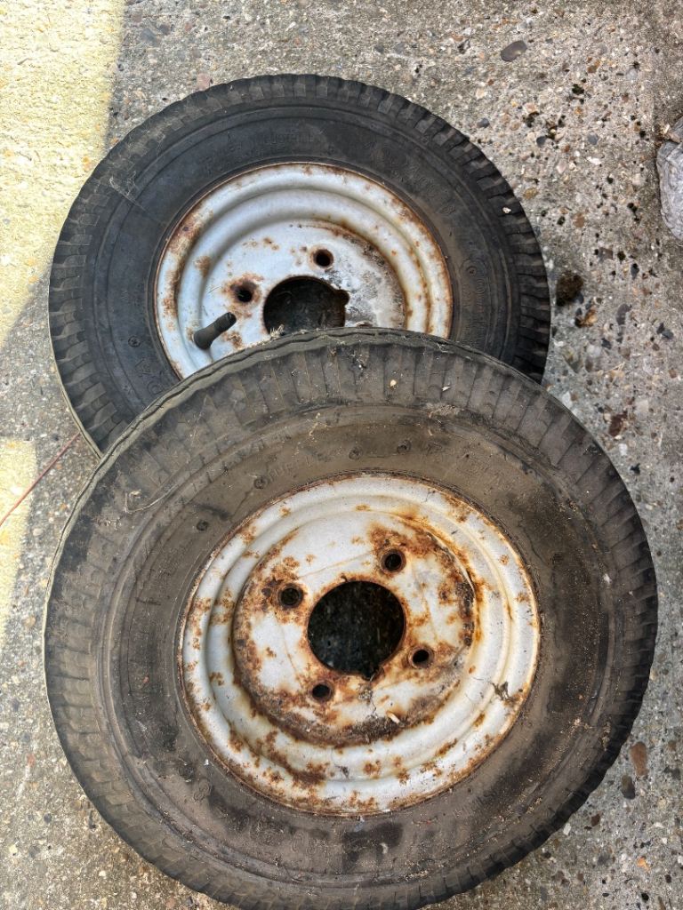 Trailer wheels 