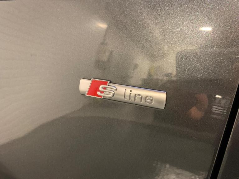 2016 Audi Q3 2.0 TDI S line Plus quattro Euro 6 (s/s) 5dr ESTATE Diesel Manual