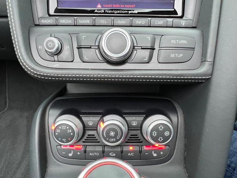 2015 Audi R8 5.2 FSI V10 Quattro 2dr S Tronic CONVERTIBLE PETROL Automatic