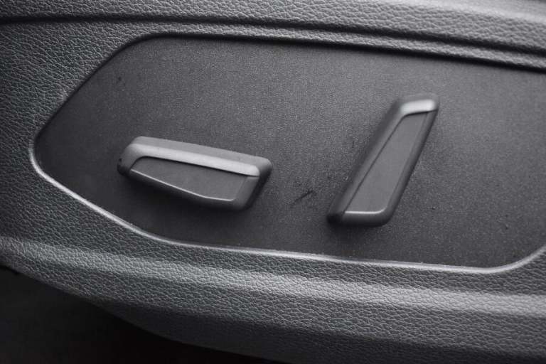 2025 Kia Sportage 1.6T Plug In Hybrid Gt Line S Suv 5dr Petrol Auto Awd Euro 6 (s/s) (241 Bhp EST...