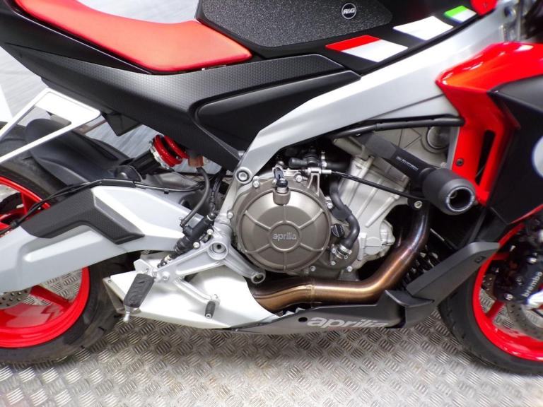 2021 APRILIA TUONO 660 WITH UNDER 7,000 MILES.