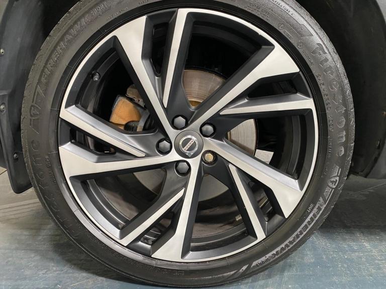 2018 Volvo XC40 2.0 D4 R-Design Pro Auto AWD Euro 6 (s/s) 5dr ESTATE Diesel Automatic