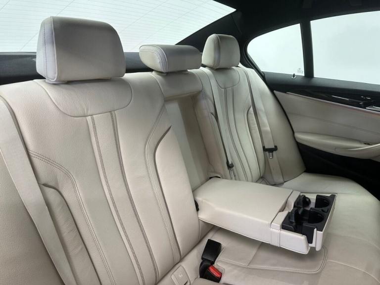 2017 BMW 5 Series 520d M-SPORT AUTO 190 BHP + SAT NAV + HEATED LEATHER Saloon Diesel Automatic