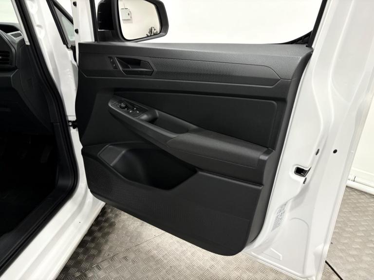 2024 Volkswagen Caddy Maxi 2.0 TDI Euro 6 (s/s) 5dr MPV Diesel Manual