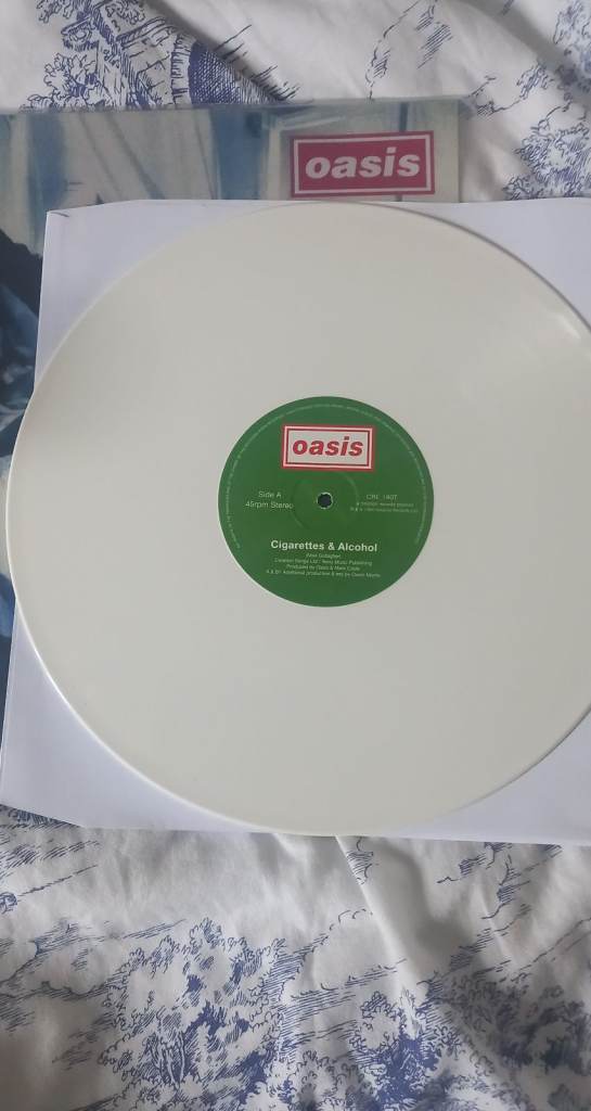 Very rare Oasis Mint condition coloured 12 " vinyl 