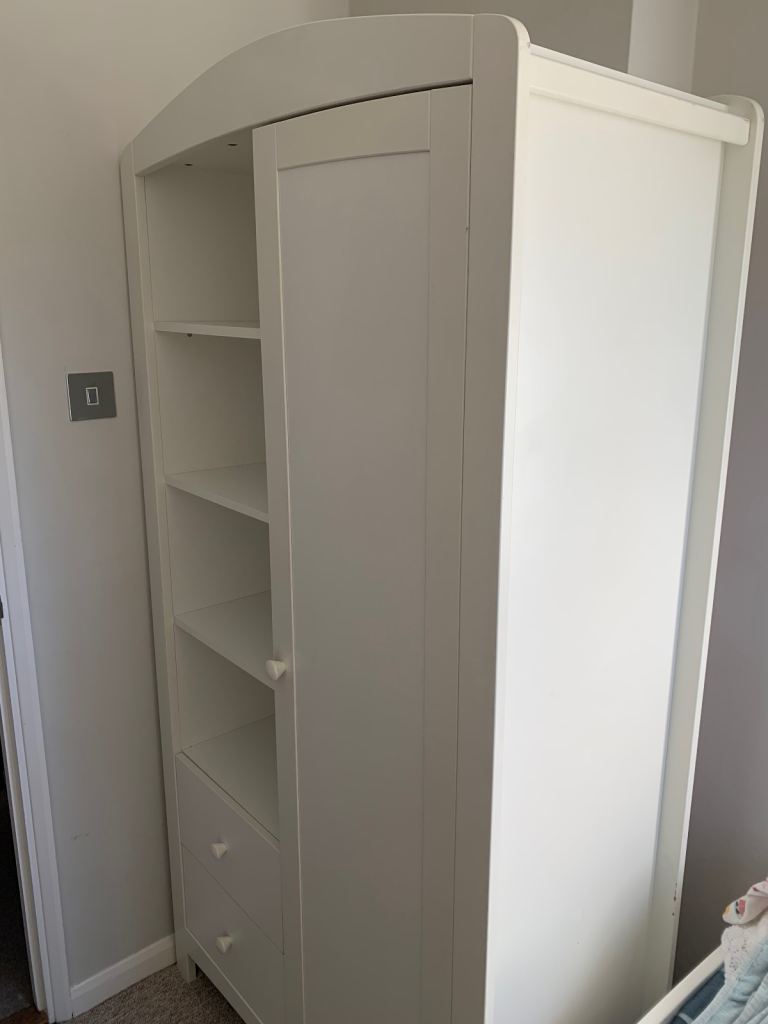 Child’s/ nursery wardrobe
