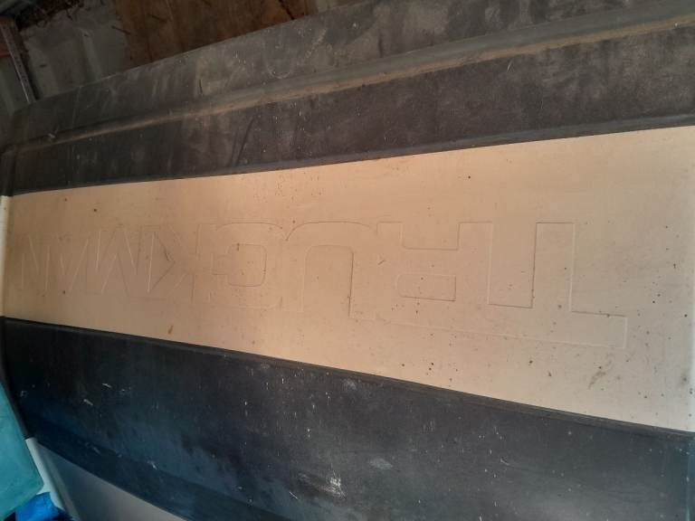 Truckman fibreglass canopy 