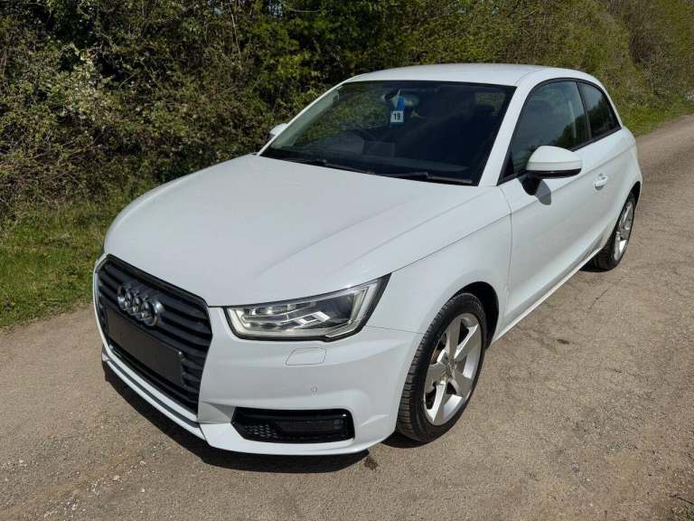 Audi A1 1.0 TFSI Sport Hatchback 3dr Petrol S Tronic Euro 6 (s/s) (95 ps) Petrol Automatic