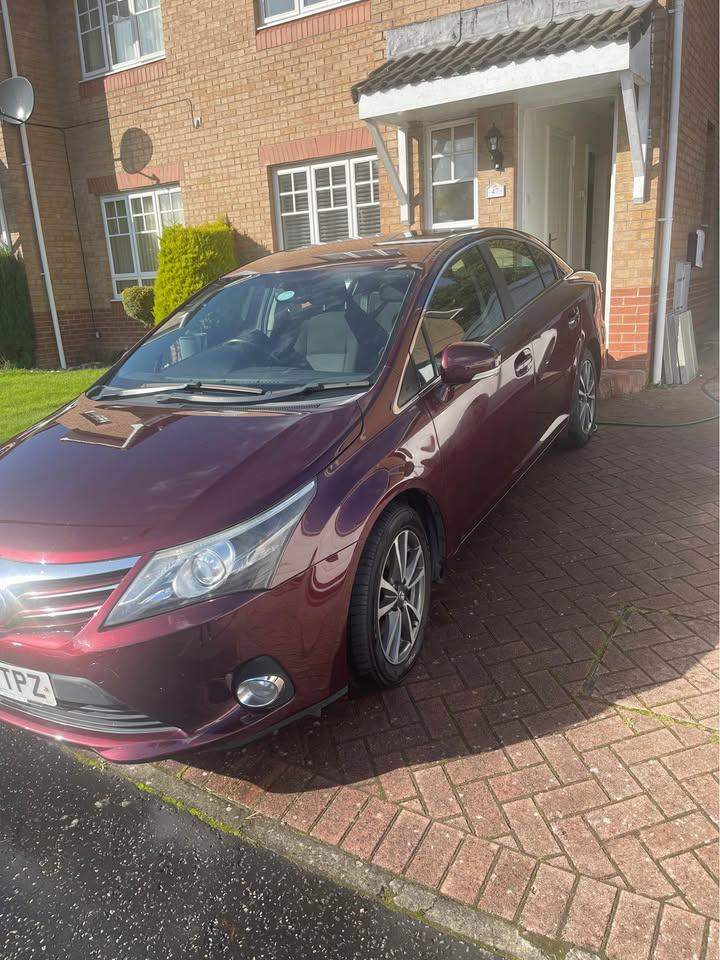 Toyota, AVENSIS, Saloon, 2013, Semi-Auto, 2231 (cc), 4 doors