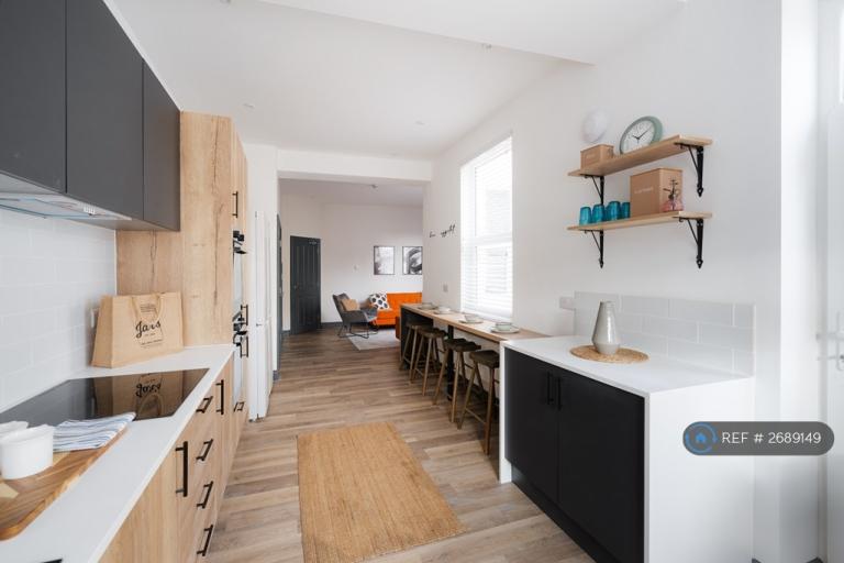 1 bedroom in Downend Road, Downend, Bristol, BS16 (#2689149)