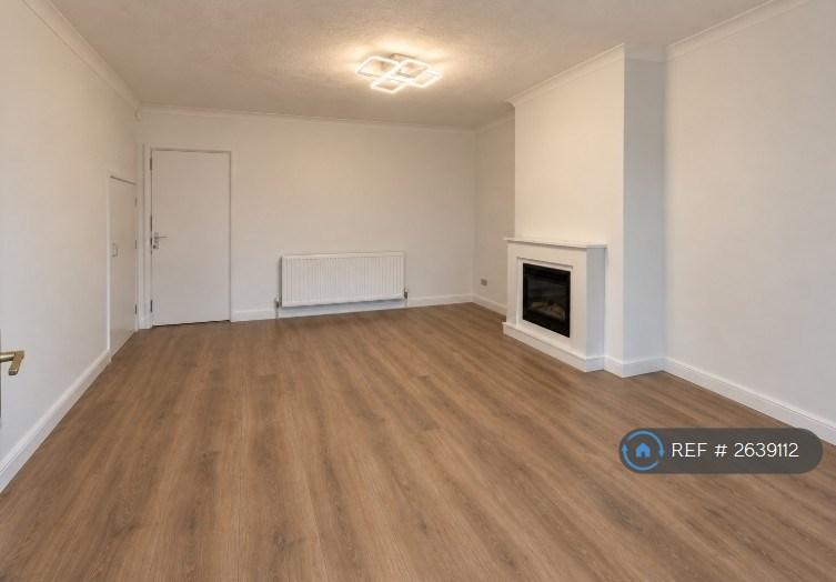 3 bedroom house in Bickleigh Grove, Hull, HU8 (3 bed) (#2639112)