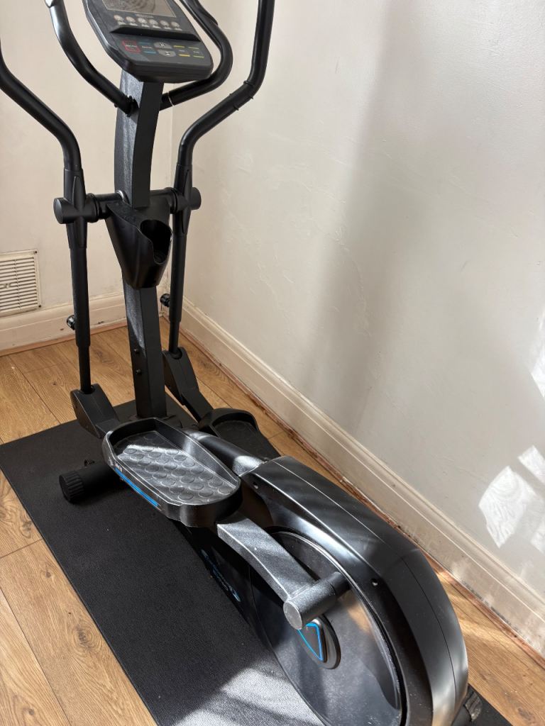 Reebok GX40S Cross Trainer / Elliptical 