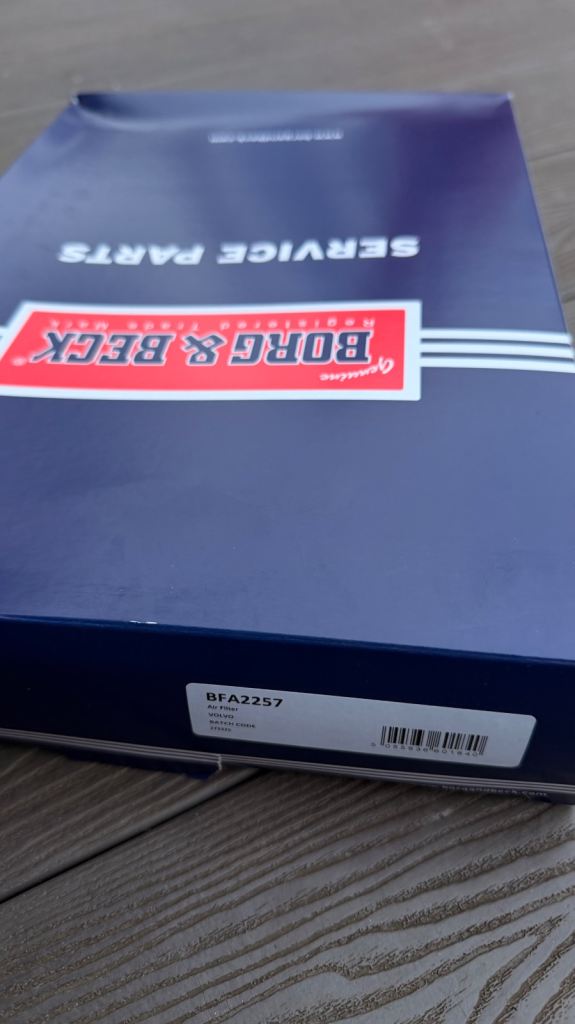 Air Filter BFA2257 Borg & Beck fits Volvo