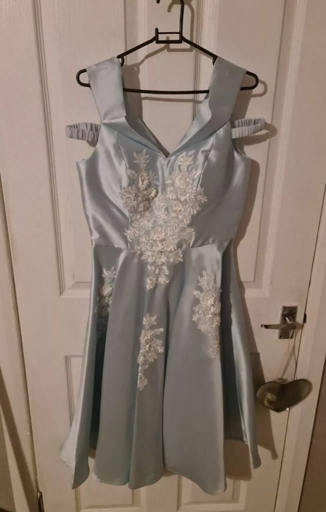 Cinderella Taylor Swift blue satin Style 3D Flower Embellished dress quiz size 8 Brand new with tags