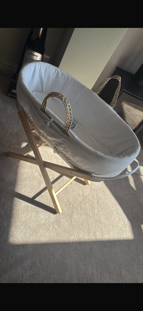 Moses Basket with Stand – Good Condition