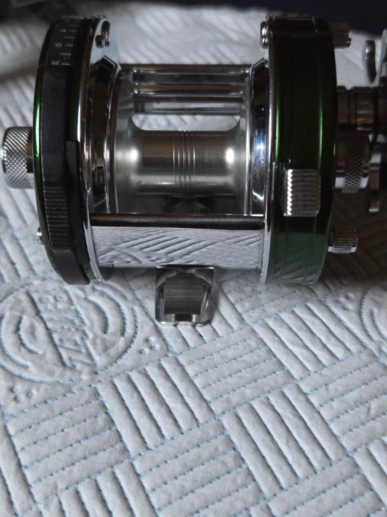ABU VTG 5500C3 CT MAG ELITE IN A SUPERB USED CONDITION HTF REELS 