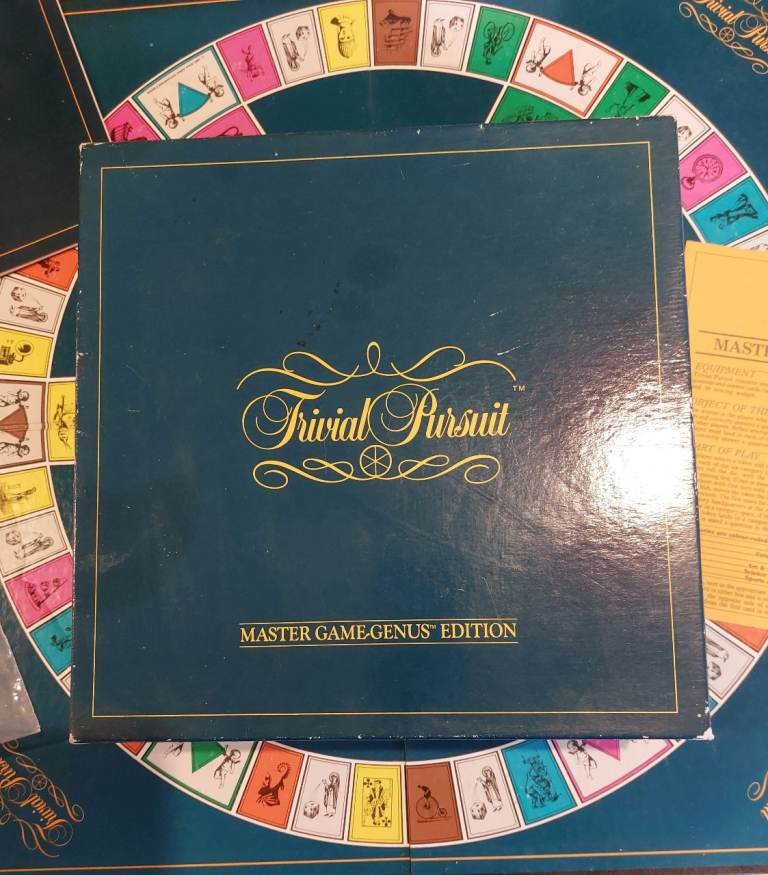Trivial Pursuit Master Game Genus Edition 1983 Original Complete Vintage 2 to 36 Players! Fun!