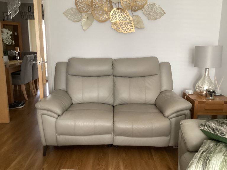 3 seater and 2 seater grey leather recliner sofas 