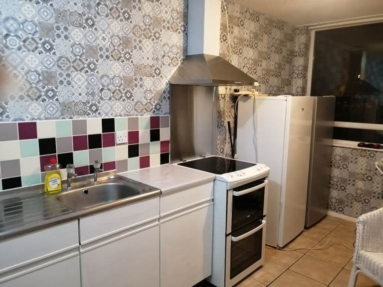 4 bedrooms apartment for rent