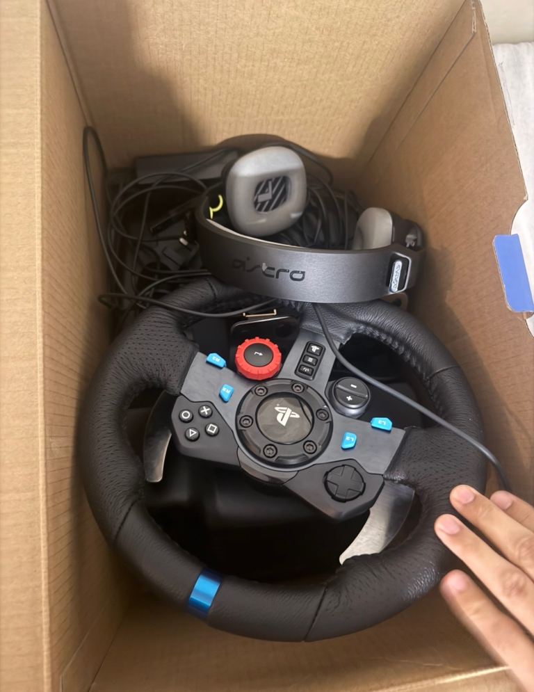 Logitech G29 Racing wheel and pedals with Astro gaming headphones