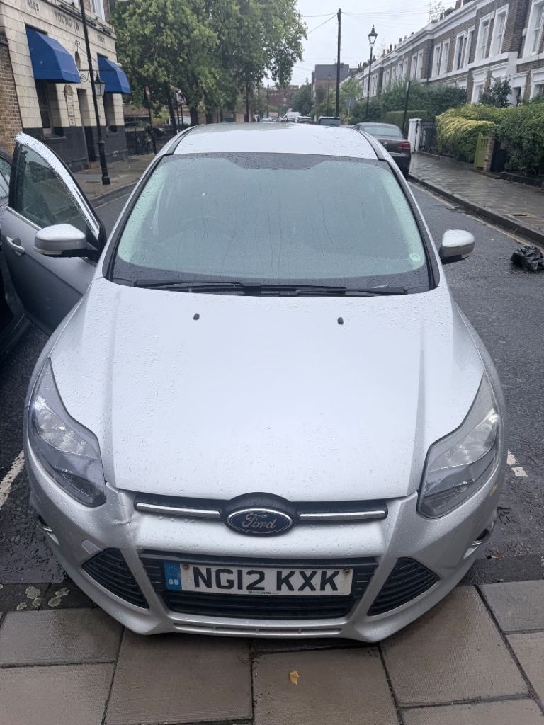 Ford, FOCUS, Hatchback, 2012, Manual, 1560 (cc), 5 doors