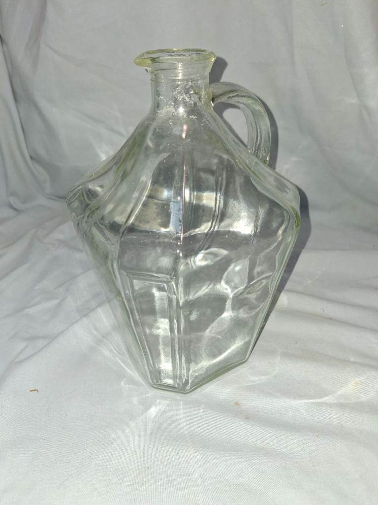 Clear Glass Jug/Carafe with Handle – Good Condition