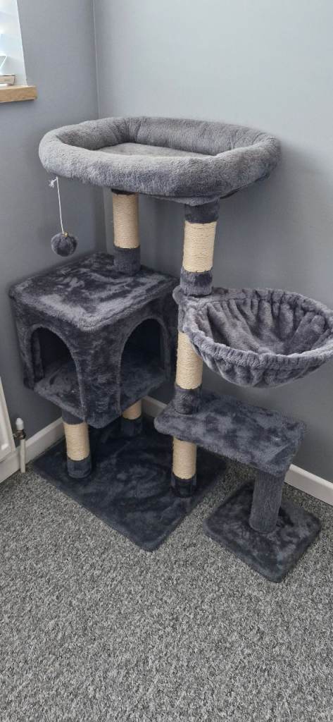 Cat Tower 