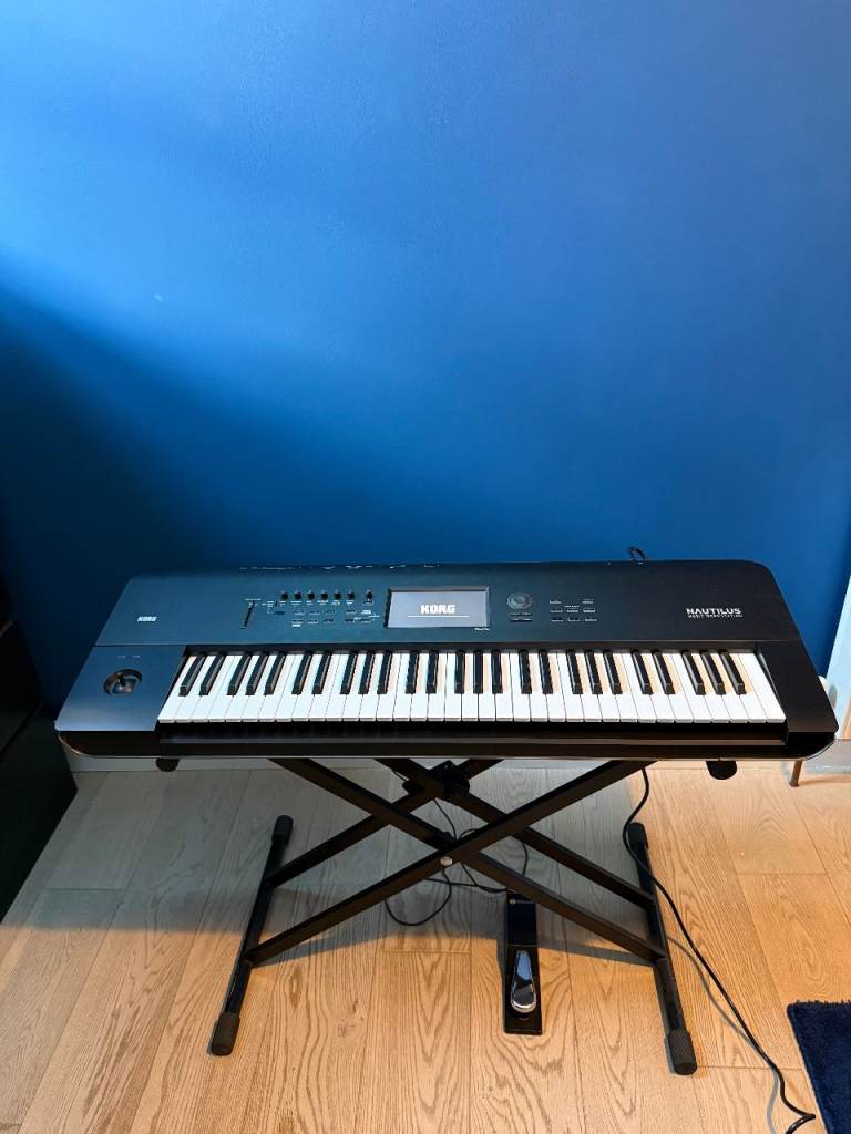 Korg Nautilus 61 Keyboard Workstation