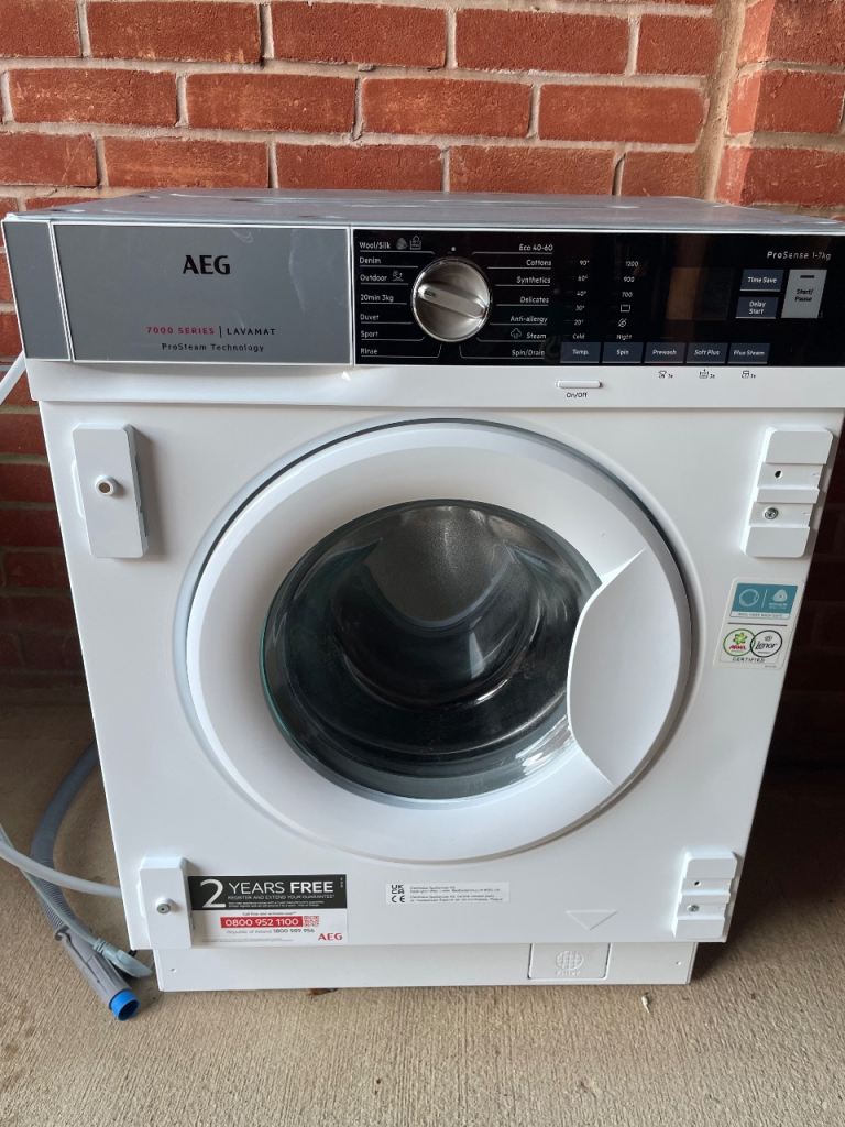 AEG 7000 Series Washing Machine – Brand new 