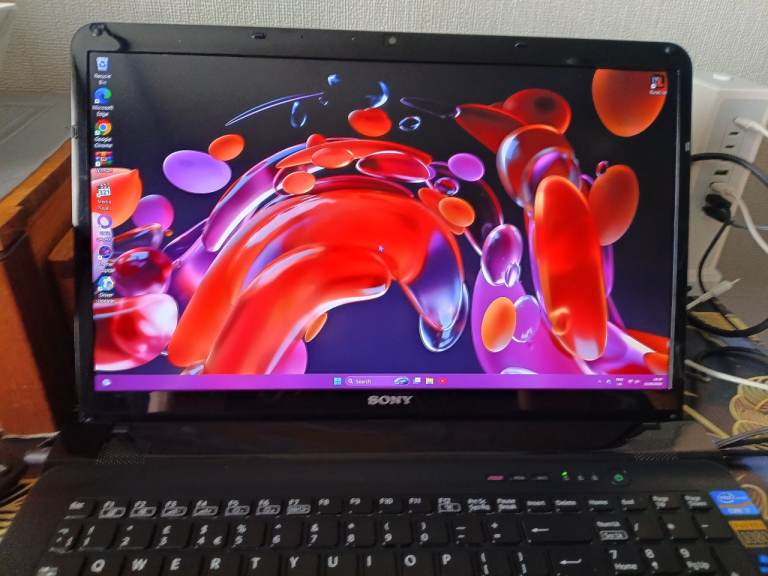 Sony Vaio 17 inch screen laptop 