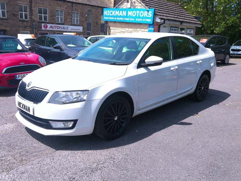 2014 Skoda Octavia 1.6 TDI CR Black Edition 5dr HATCHBACK DIESEL Manual ...