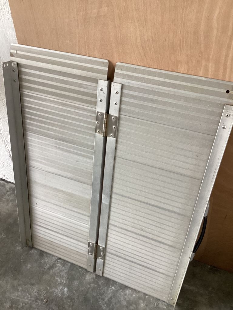 Clever Suitcase Folding Aluminium Mobility Ramp for Wheelchairs and Mobility Scooters. 