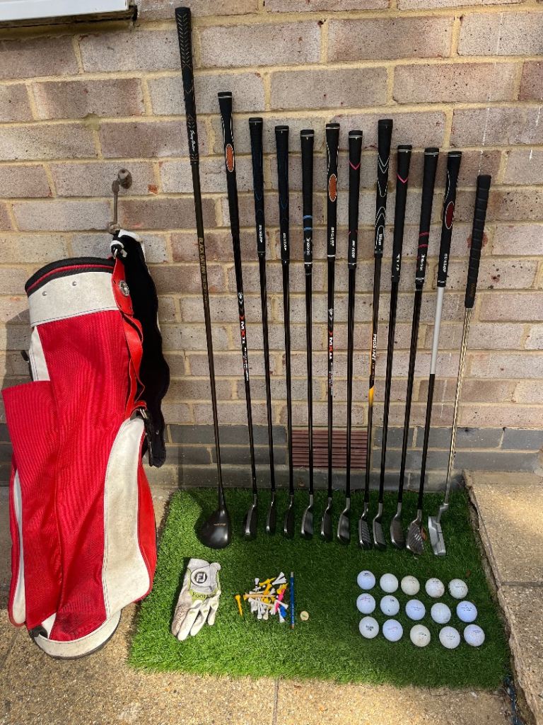 Dunlop Golf Irons + Golf Bag 