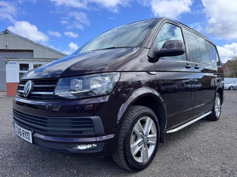 Volkswagen Transporter T32 Highline DSG Kombi. Blackberry Metallic. Tailgate. 