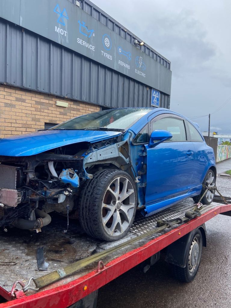 Corsa vxr breaking 