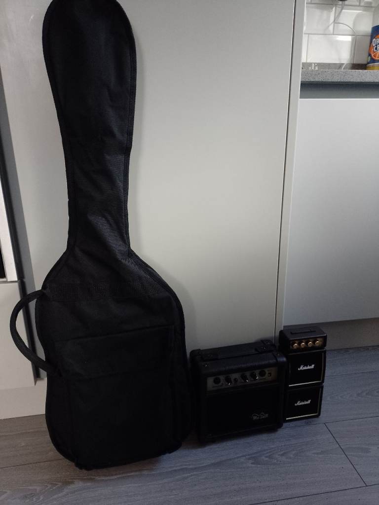 Yamaha EG012 electric guitar with amps and case