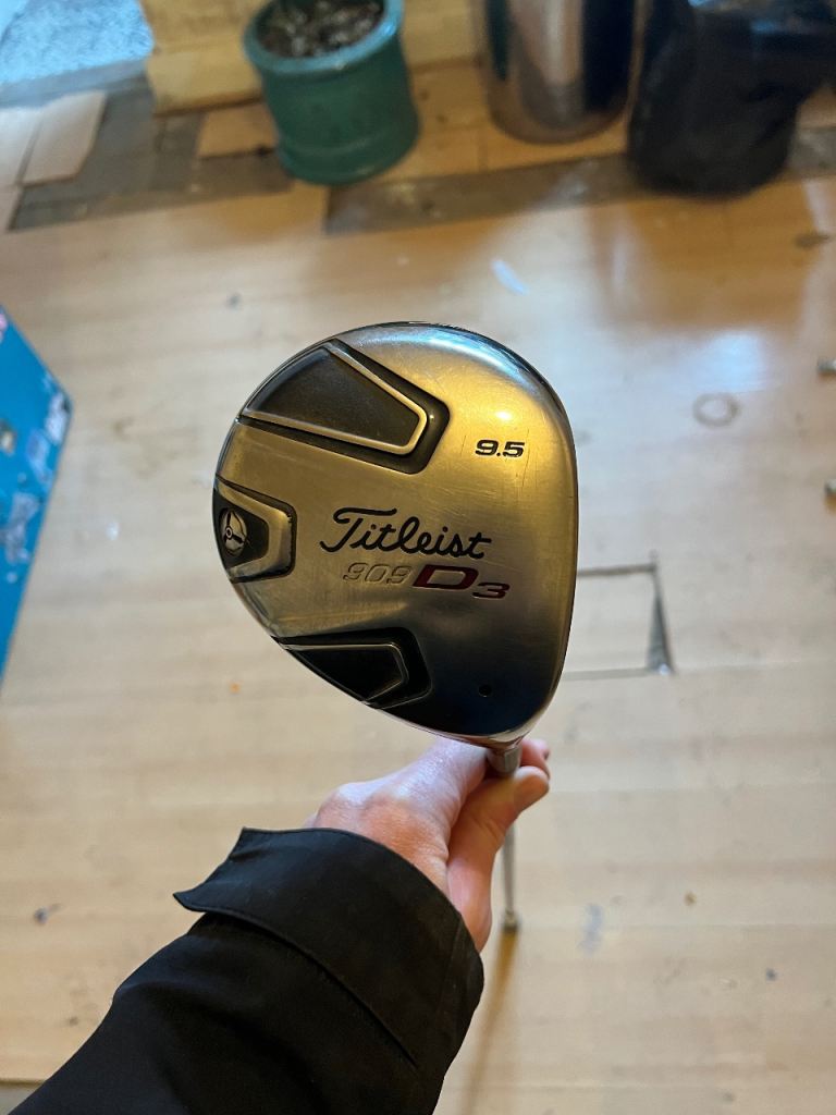 Titleist 909 D3 Golf Driver – 9.5 Degrees, fair Condition