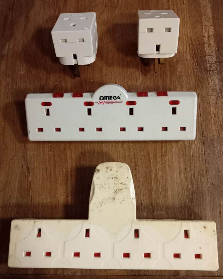 Electrical Plug 2/3 Way SJC-Retail/Electrical