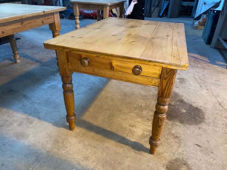 A VICTORIAN PLANK TOP PITCH PINE 4 SEATER DINING TABLE WITH CUTLERY DRAWER ,LOCAL DELIVERY