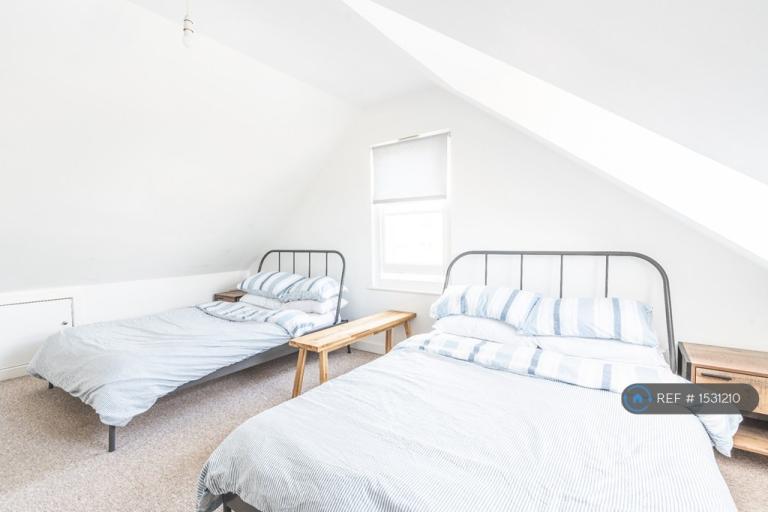 1 bedroom flat in Sydney Street, Brighton, BN1 (1 bed) (#1531210)