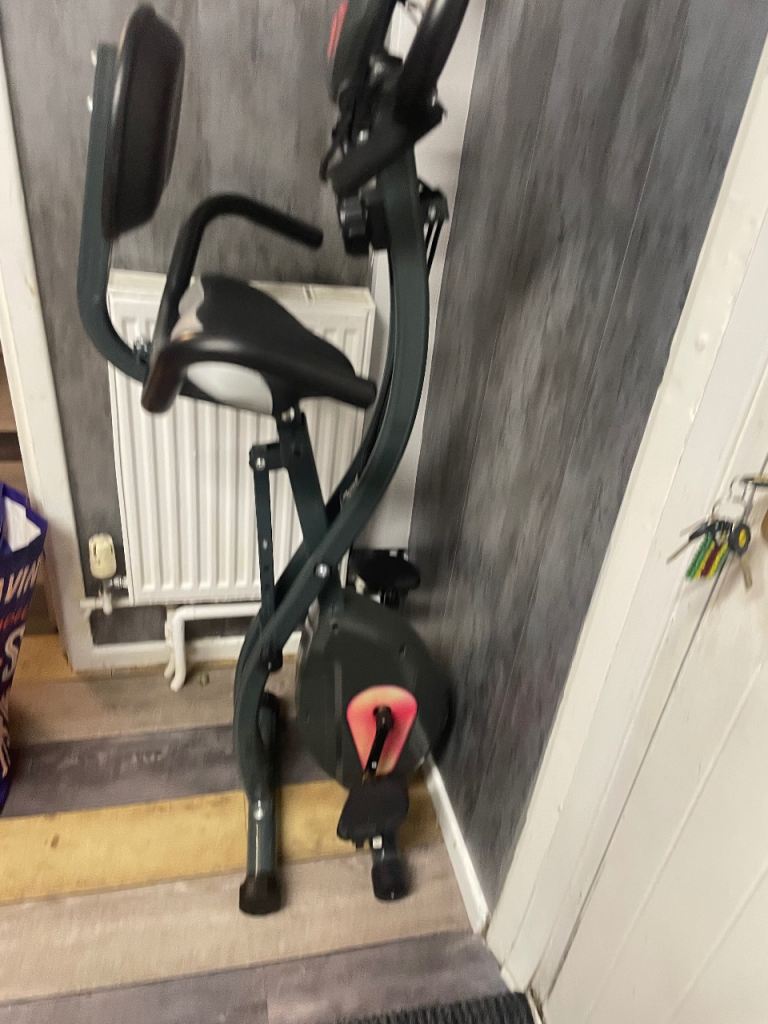 Exercise bike 