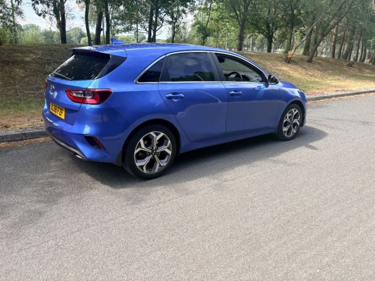 Kia ceed 1.4 petrol blue edition 2019 plate only 60,000 miles