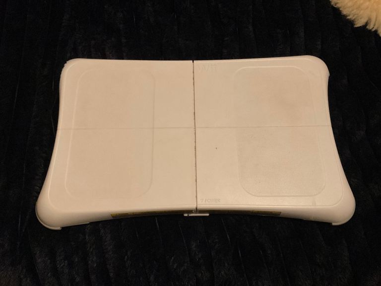 FREE Wii Balance Board - White (Used)