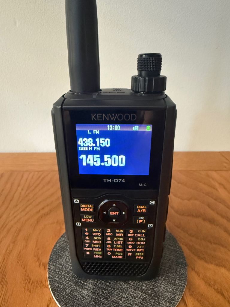 Kenwood th d74 