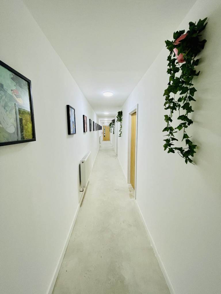 Work/live Unit | Creative Artist Studio | Private Office |  Warehouse Unit to rent  in Enfield EN3 