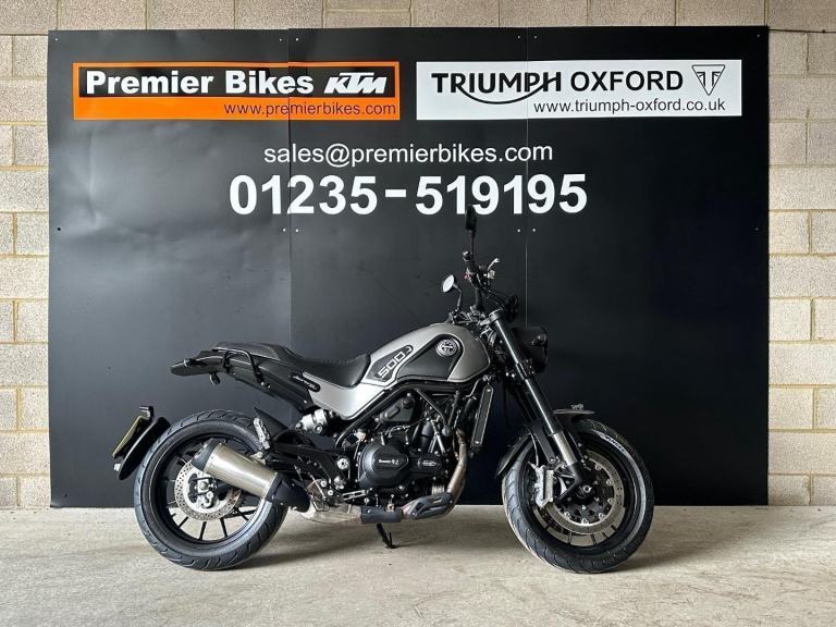 STUNNING LOW MILEAGE 2020/70 BENELLI LEONCINO 500 MOTORCYCLE 